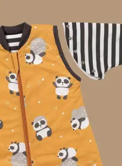 Sac de dormit cu picioruse si maneca lunga detasabila Panda 80 cm + manseta 2.5 Tog